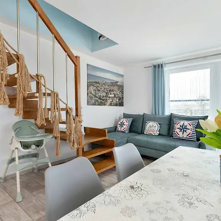 Dwupoziomowy W Nadmorskim Klimacie Z Balkonem By Renters Apartment *