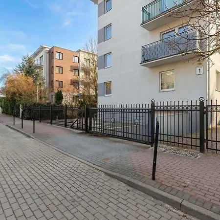 Апартаменты Dwupoziomowy W Nadmorskim Klimacie Z Balkonem By Renters